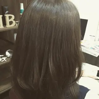 セミロング カラー embrace エンブレイスのヘアスタイル