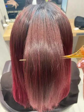 ミディアム ヤマグチ ナツキのヘアスタイル