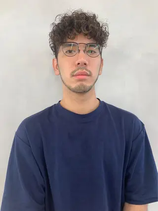 ショート パーマ メンズスタイリスト リュウジのヘアスタイル
