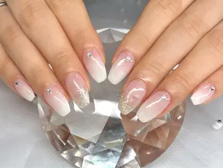 ネイル Minako 【Charmant】のネイルデザイン