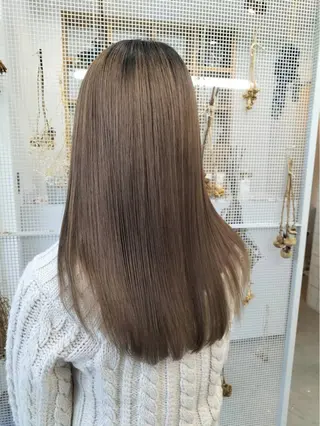 ロング Rune shimizu所属・Rune 横田 椿のヘアスタイル