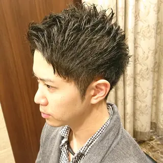 ショート 餘野 翔舞のヘアスタイル