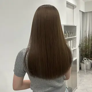 ロング カラー CITY louwe 脇坂彩音のヘアスタイル