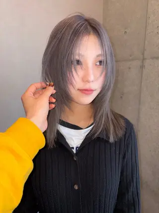 セミロング カラー ショートボブ / kure🌼のヘアスタイル