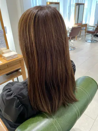 ミディアム カラー eins.hair所属・過去一の柔髪ヘア 🌿einshairのヘアスタイル