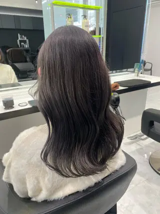 ロング 透明感ブリーチカラー 🌈TOMOHIROのヘアスタイル