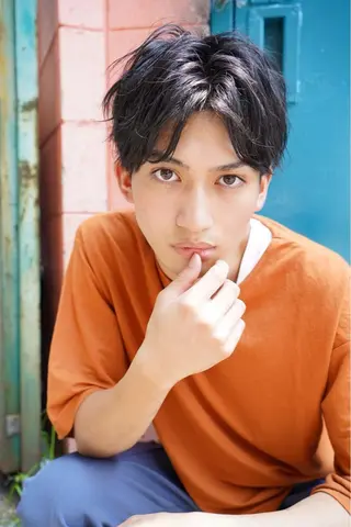 メンズ EMANONシェアサロン心斎橋店所属・韓国メンズヘア　ミル クティボブ　足立佳代のヘアスタイル