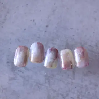 ネイル Elio所属・Elio 国泰寺のネイルデザイン