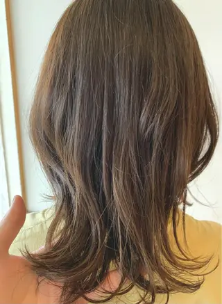 ミディアム カラー 吉田 浩太郎のヘアスタイル