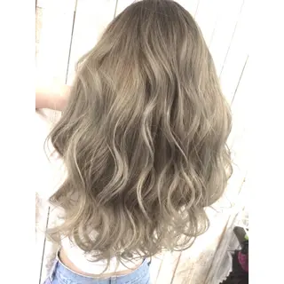 ロング カラー 井上 一平のヘアスタイル