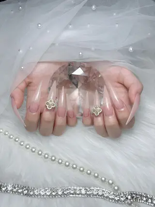 ネイル AISHA  ︎︎のネイルデザイン