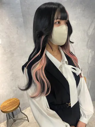 ロング カラー オフホワイトアンドなんば所属・福西 洋斗のヘアスタイル