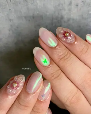 ネイル 3dパーツ/流行り 👧shushu❤️のネイルデザイン