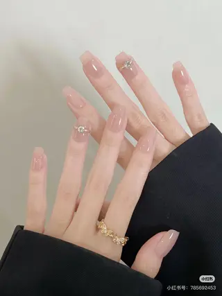 ネイル 神保町店・ネイル ミィアのネイルデザイン