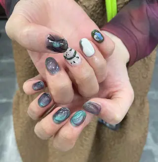 ネイル nailstudio eviz新宿店のネイルデザイン