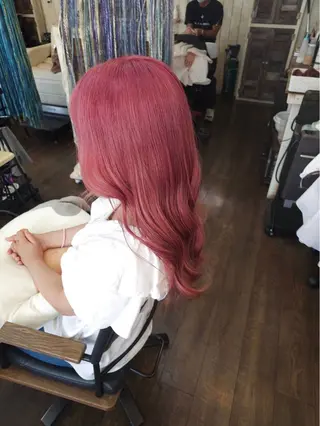 ロング カラー 楽流頭ofhair mikuのヘアスタイル