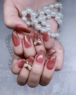 ネイル She   Nail所属・ISA_ BELLAのネイルデザイン