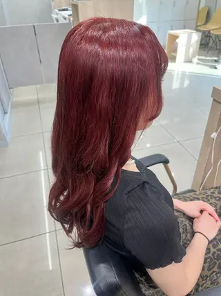 ロング カラー 巖本 真希のヘアスタイル