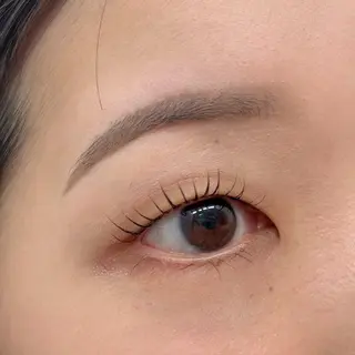 マツエク・マツパ Le'a first【レアファースト】 京都店所属・Le'a first ユイの眉毛・アイブロウイメージ