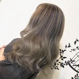 ロング カラー ナガハマ美容室所属・ナガハマ ミカのヘアスタイル