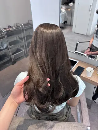 ロング カラー nok銀座所属・yuna/韓国ヘア ／透明感のヘアスタイル