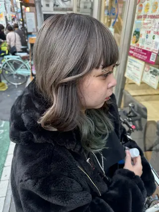 ロング カラー ヘアアレンジ 目黒 碧人のヘアスタイル