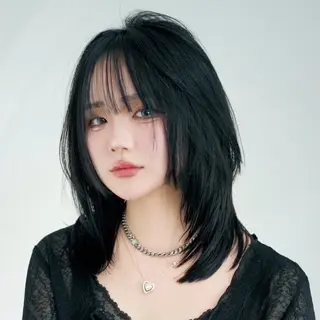 ミディアム 🍭ハイトーン/レイ ヤーカット🍭チャンのヘアスタイル