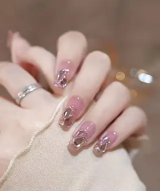 ネイル THE ONE栄店所属・Theone栄店 川原のネイルデザイン