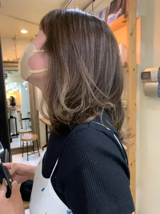 ミディアム Shibata Mizukiのヘアスタイル