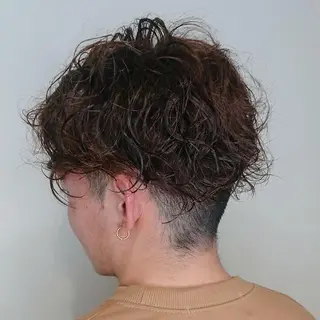 カラー パーマ ヘアアレンジ メンズ ブリーチ/ヘアケア/ 艶髪/イギチハルのヘアスタイル