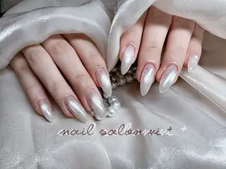 ネイル ✨Nailsalon Vi+✨のネイルデザイン