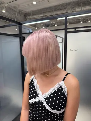 ショート salowin所属・ハイトーンカラー 馬場みなみのヘアスタイル