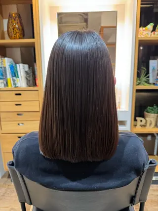 セミロング afloatkobe所属・美髪/髪質改善 川口凌弥のヘアスタイル