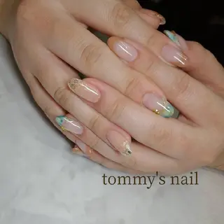 ネイル tommy's nail所属・福岡/若よもぎ蒸し 全身美容が叶うサロンのネイルデザイン