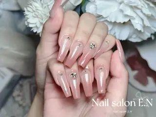 ネイル E.N🦋 長さ出し/持ち込みのネイルデザイン