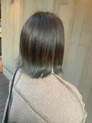 ミディアム カラー パーマ ヘアアレンジ ハイトーンカラー🤍 山下 優華のヘアスタイル