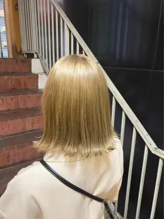 ミディアム カラー 🌟トップデザイナー 高橋🌟のヘアスタイル