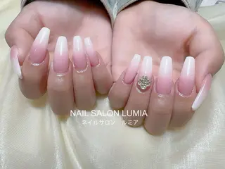 ネイル ネイルサロン ルミア Lumia 店長のネイルデザイン