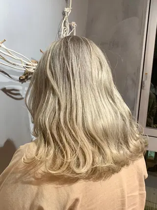 セミロング カラー レイヤー/髪質改善/ ブリーチ/コタケのヘアスタイル