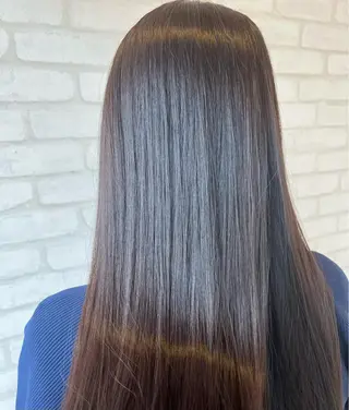 ロング カラー 石崎 真維のヘアスタイル
