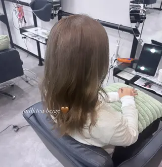 セミロング 木村 紅愛のヘアスタイル