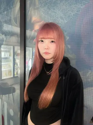 ロング AIRA/ブリーチ ‪/透明感カラーのヘアスタイル