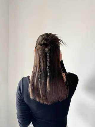 ロング NVEMO.【ベモ】所属・ミルクティーベージュ /まりん🥣のヘアスタイル