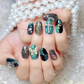 ネイル Kurieitibu 🍬Byu~tīのネイルデザイン