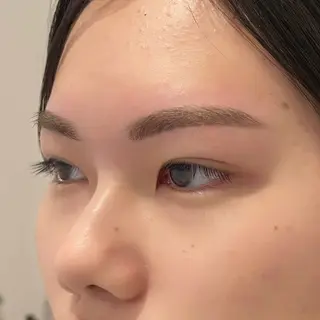 アイブロウ Lycka 明音のマツエク・マツパデザイン