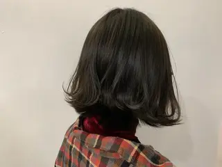 ミディアム 舘谷 愛莉のヘアスタイル