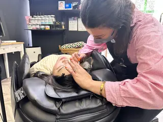 アイブロウ BROWS/ NAILSの眉毛・アイブロウイメージ