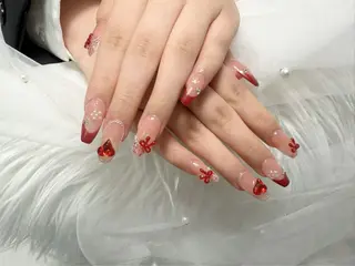 ネイル 🌈 Laule'aのネイルデザイン