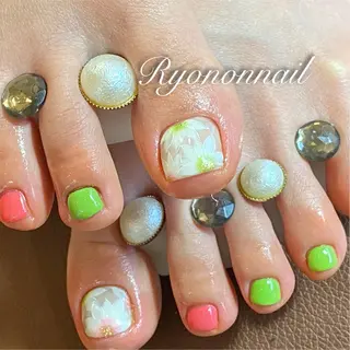 ネイル Ryononnail(リョノンネイル)所属・Ryononnail 上谷典子のネイルデザイン