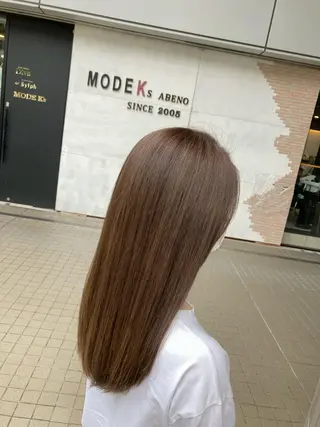 セミロング カラー SHAFT Ieiriのヘアスタイル